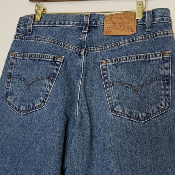 Mens Levis 550 Med Wash Relaxed 34 XTall Heavy Weight Outdoor Jeans Classic - Picture 9 of 16